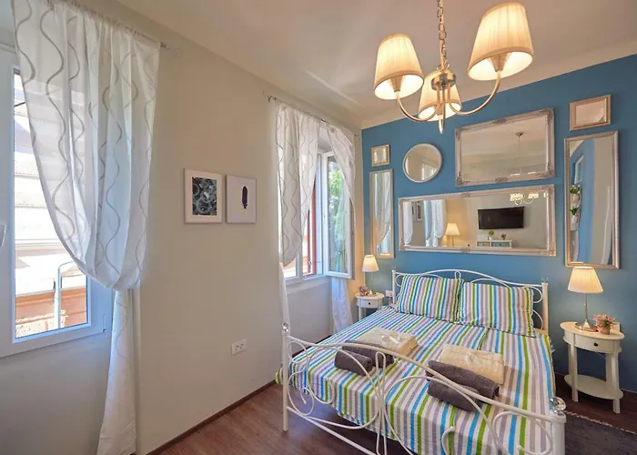 Old Romanitic 1 With Free Private Parking Appartement Pula