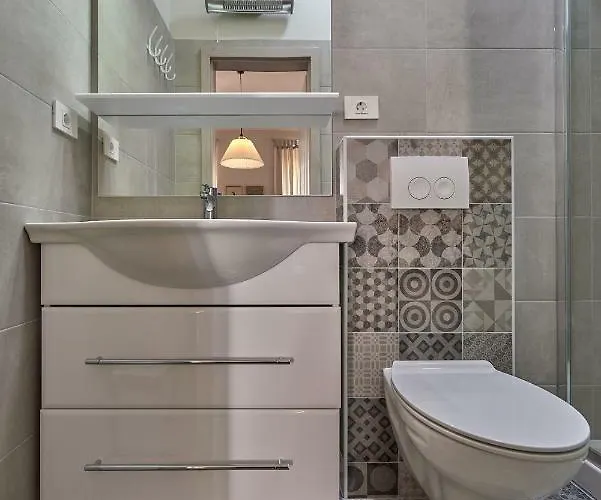 Old Romanitic 1 With Free Private Parking Appartement