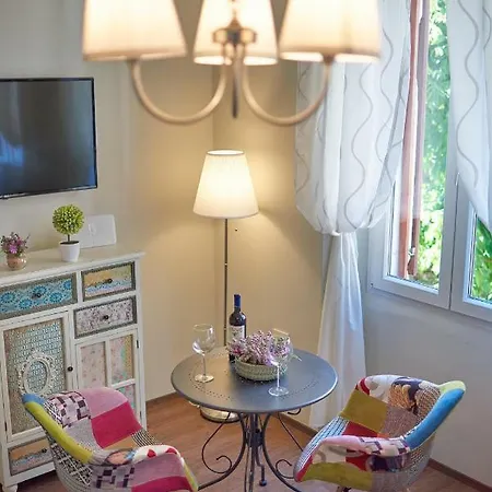 Old Romanitic 1 With Free Private Parking *