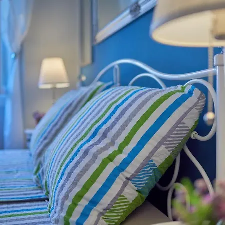 Old Romanitic 1 With Free Private Parking *