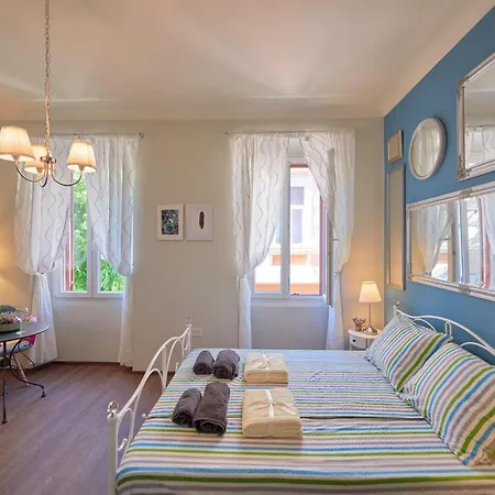 Apartment Old Romanitic 1 With Free Private Parking