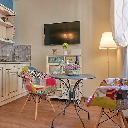 Apartment Old Romanitic 1 With Free Private Parking *