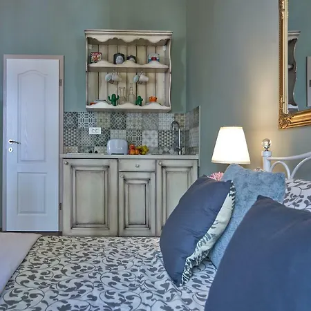 Old Romanitic 1 With Free Private Parking Apartment *