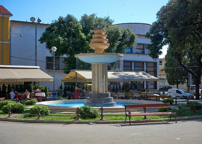 Old Romanitic 1 With Free Private Parking Пула