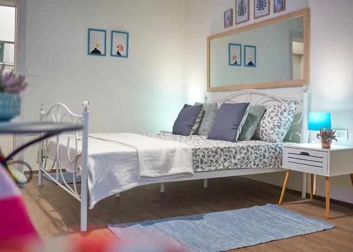 Old Romanitic 1 With Free Private Parking Пула