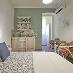 Apartment Old Romanitic 1 With Free Private Parking *