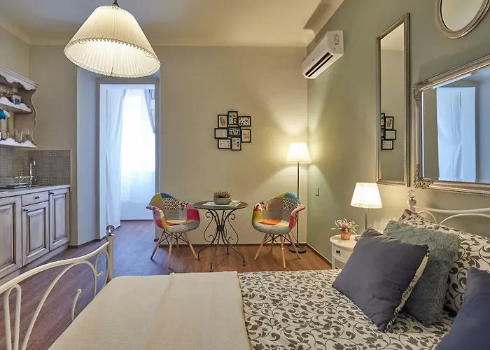 Old Romanitic 1 With Free Private Parking